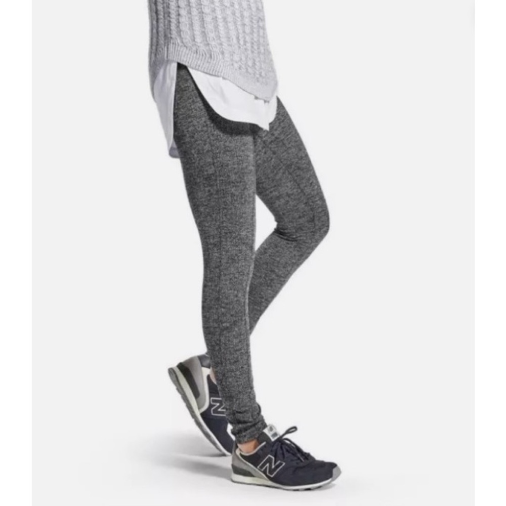 Athleta Black & White Herringbone Metro High Waisted  Leggings size Small